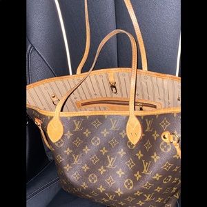 Louis Vuitton never full